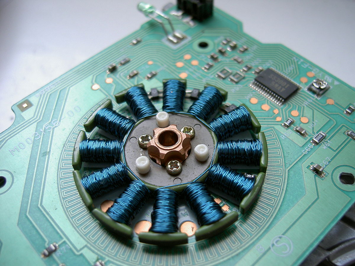 Floppy_drive_spindle_motor_stator Electrical Academia